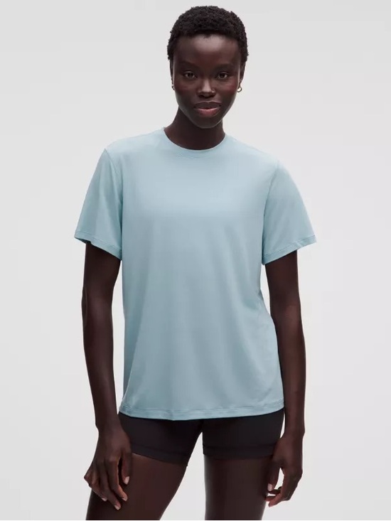 Lululemon Tops - Lululemon Jersey Training Short Sleeve Shirt 6